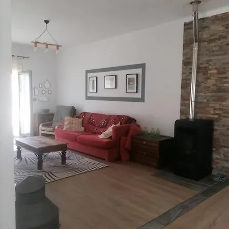 Casa Do Jasmim Em Azeitao Avec Piscine * Aldeia de Irmãos